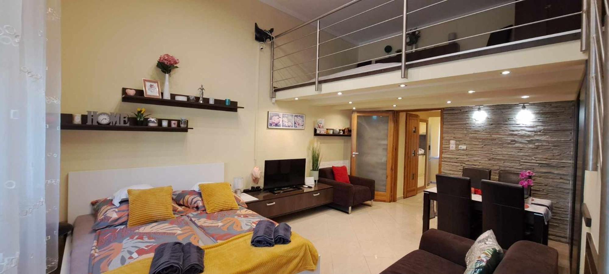 Szandi Belvarosi Apartman Segedyn Zewnętrze zdjęcie