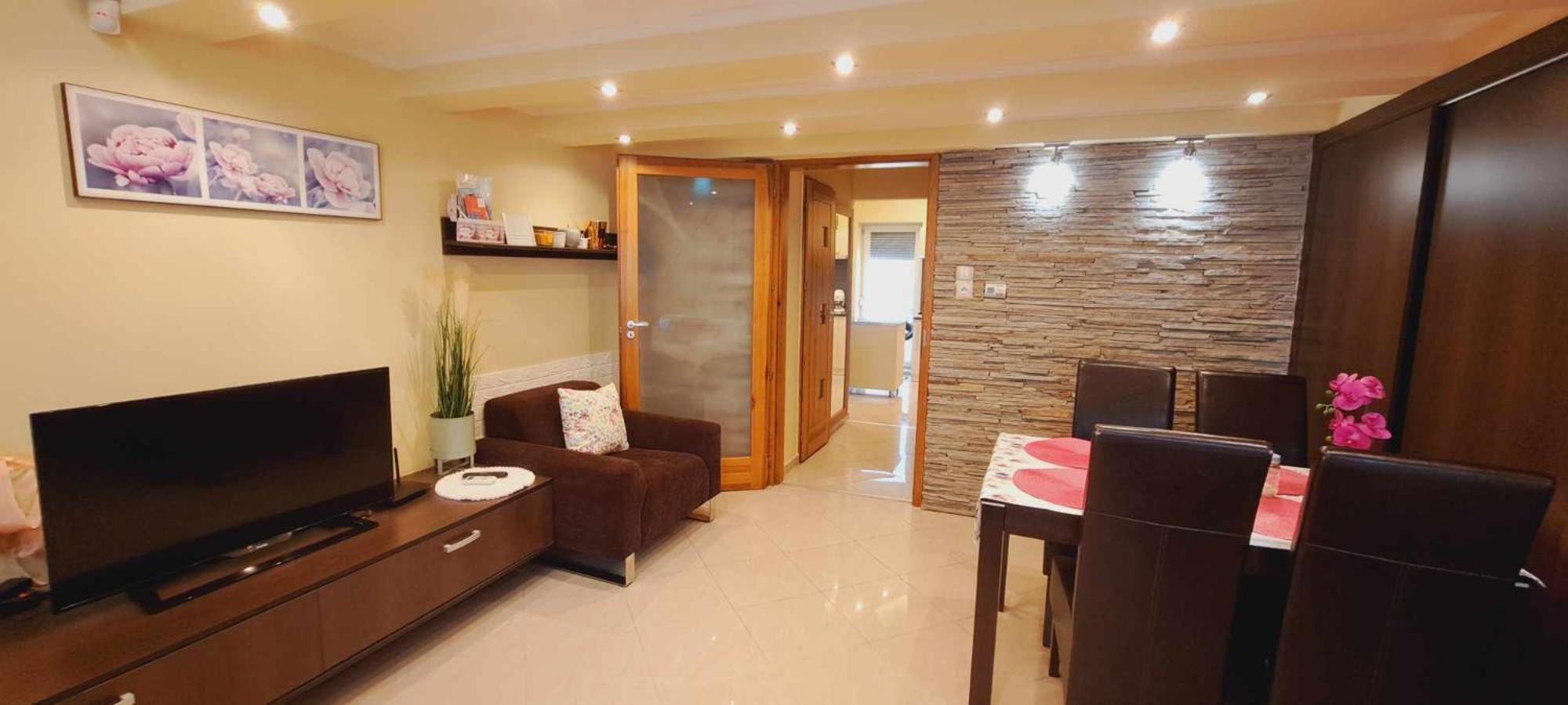 Szandi Belvarosi Apartman Segedyn Zewnętrze zdjęcie